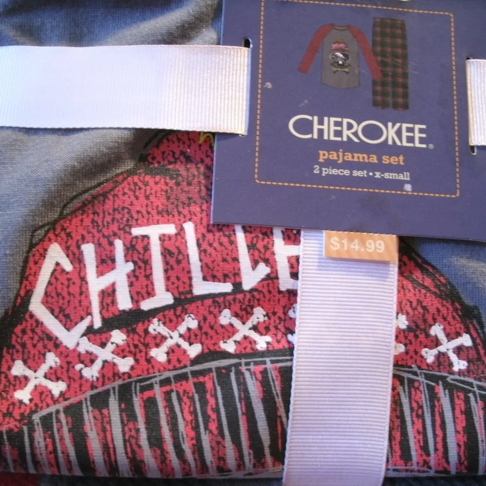 Cherokee Boys Pajamas 2 Piece Set Skull Crossbones Plaid Winter Gray Red XS 4-5